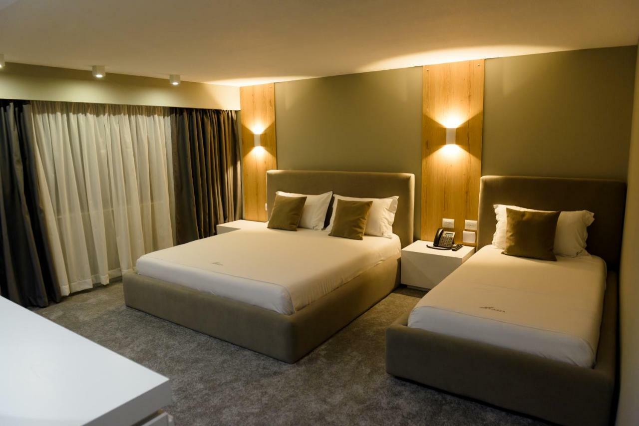 Hotel One Влёра Экстерьер фото